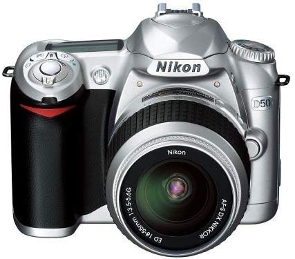 ニコン ニコンDシリーズ D50 ボディ（シルバー） デジタル一眼レフ