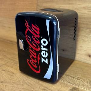 コカコーラ ミニ 冷蔵庫 保冷庫 最大8缶 Coca-Cola Mini Can Cooler