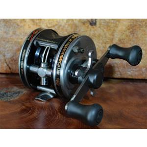 Abu Garcia（アブガルシア） 右ハンドルABU アンバサダー 4600C RD