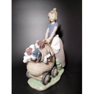 LLADRO（リヤドロ） 【並行輸入品】リヤドロ 人形 穏やかな風 8585