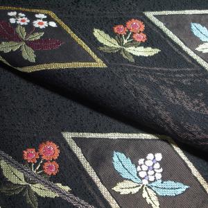 二段型の天然木製の衣桁、黒塗装 飾り金具2か所 : SUZUKIMOKOJO