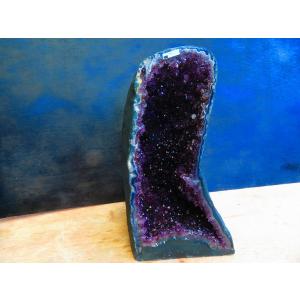 天然石 紫水晶 特大 アメジスト ドーム 原石 H81cm 送料無料 台座付き