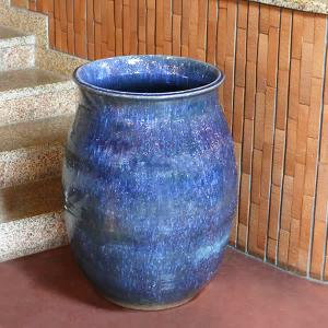 在庫数限り 信楽焼 大きな 花瓶 山絵 大壷 18号 おしゃれ 大壺 つぼ