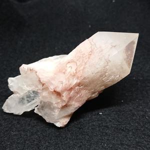 キャンドルクォーツ マダガスカル産 原石 ポイント 約250g NP12353