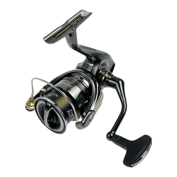 ▽▽ SHIMANO シマノ 24 ツインパワー 3000MHG 046833 目立った傷や