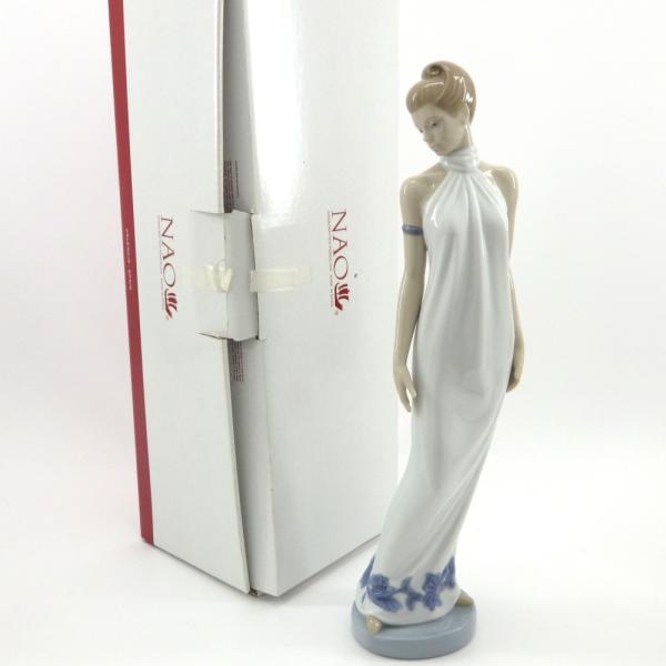 Lladro リヤドロ ♯1205 『エレガンス』 ナオ NAO インテリア 置物