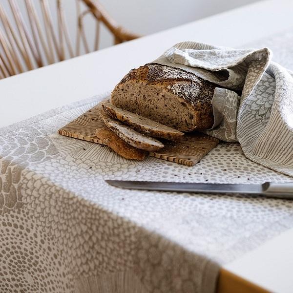 LAPUAN KANKURIT テーブルランナー ラプアン カンクリ Lapuan Kankurit