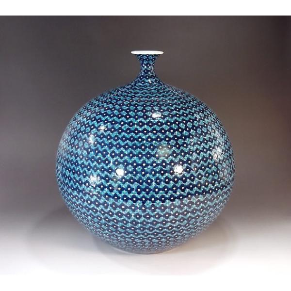 色鍋島様式小梅文様花瓶｜有田焼 陶芸作家 藤井錦彩作 : 有田焼 藤井錦