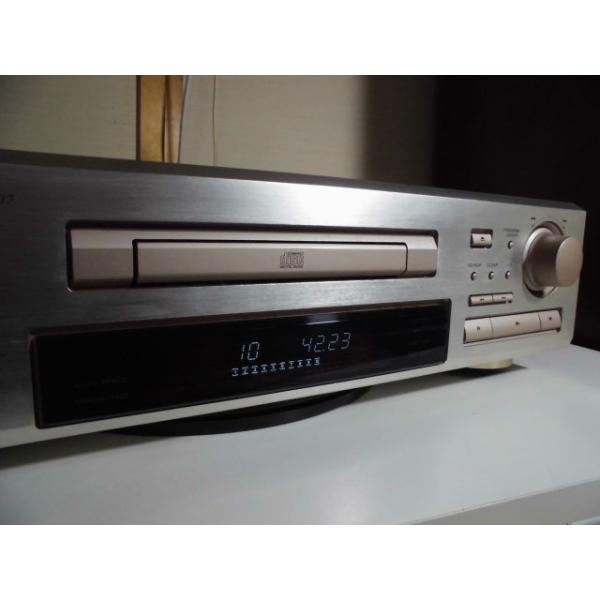 SANSUI CD-α307 〓 意外にカッコいい！サンスイのフルサイズCD