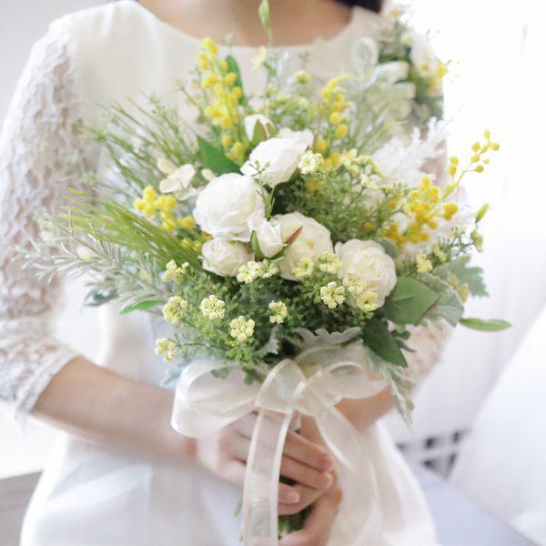 グリーンたっぷりナチュラルクラッチブーケ フォトウェディング