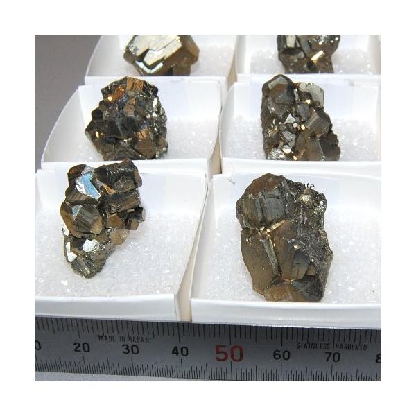 パイライト ペルー産 ミニクラスター 1個 n0131 : TAMICHI Minerals