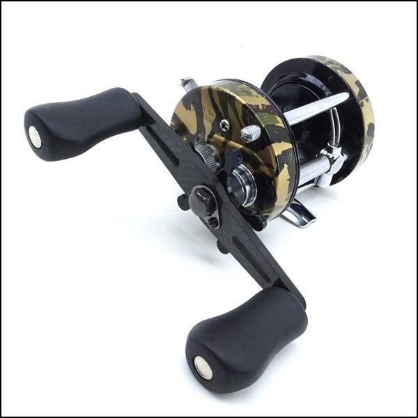 ABU アンバサダー 6500C3 CAMO カーボンハンドル100mm付/T174M : 釣