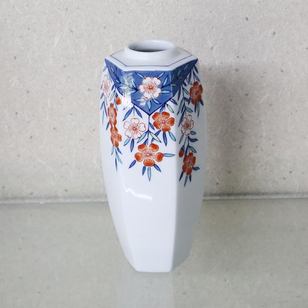 有田焼 伊万里焼 六角しだれ桜一輪挿し（化粧箱付） 18-073 : 有田焼