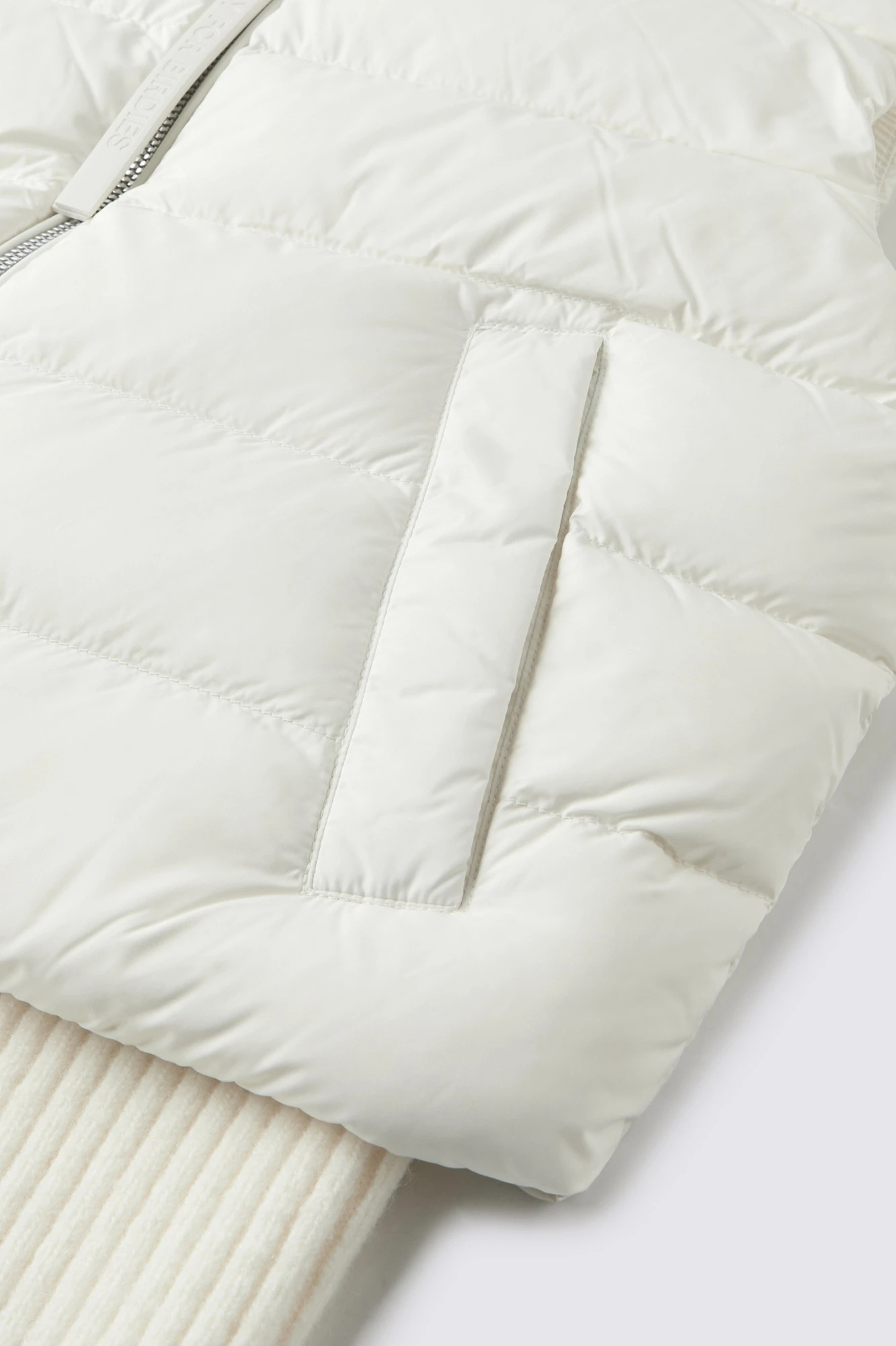 ダウンベスト / G/FORE（ジーフォア）のジャンパー通販 | G/FORE JAPAN