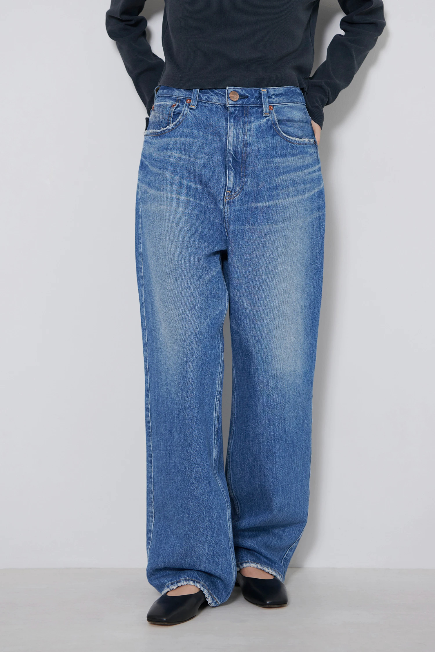 RED CARD TOKYO（レッドカード トーキョー）｜Dakotaアイテムの詳細