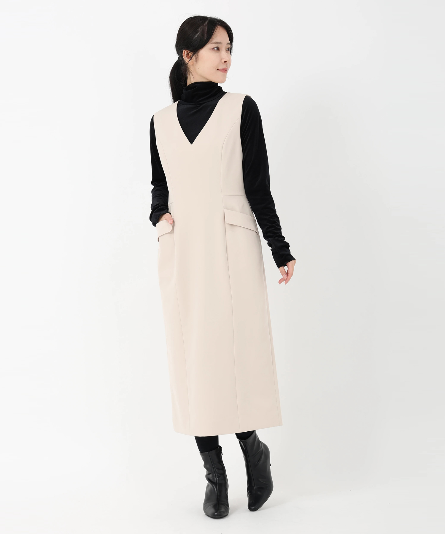 STRAWBERRY-FIELDS（ストロベリーフィールズ）｜Vネックジャンパー