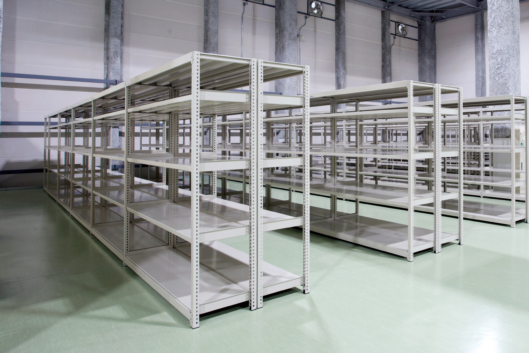 PLUS WEB CATALOG | 物品棚・移動棚・作業用品 | 中軽量棚MS型 | 15-874