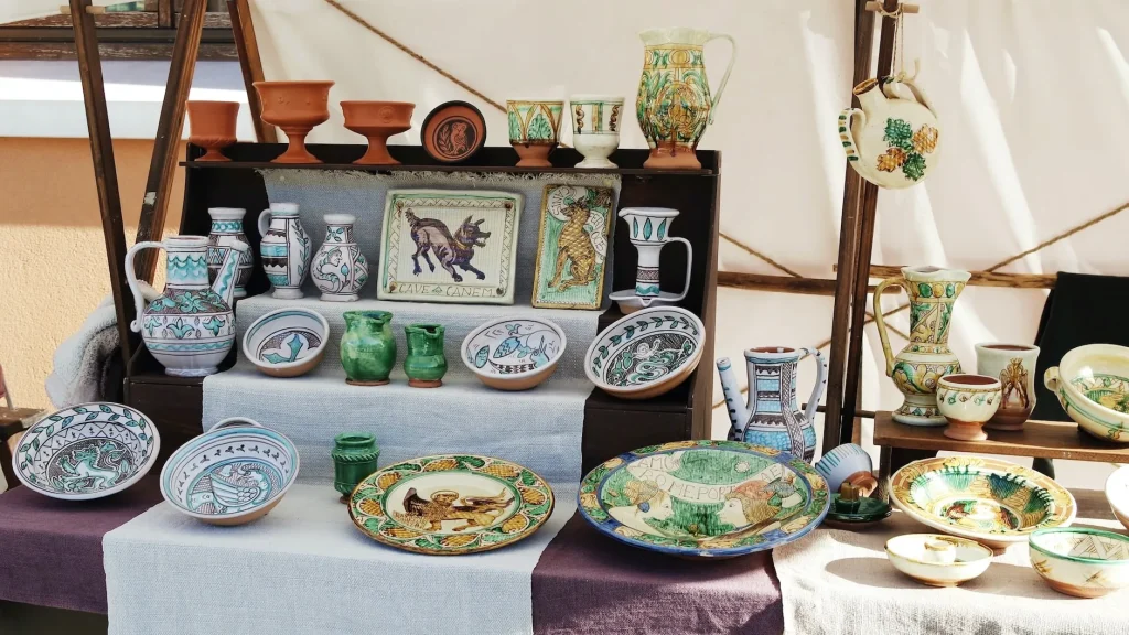 イタリアが誇る陶器「マヨリカ焼き」の魅力 - イタリアデザイン