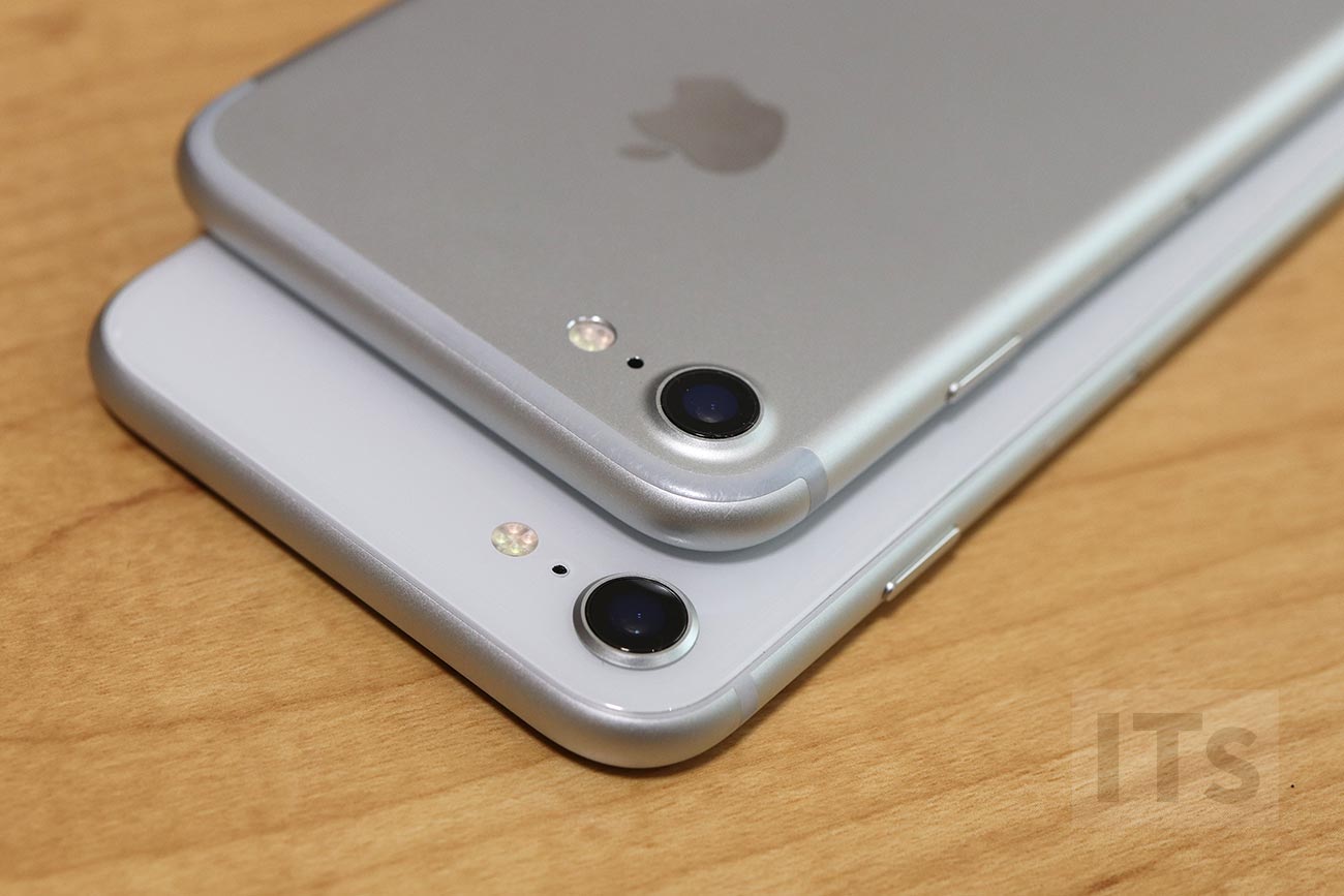 iPhone8 シルバーモデルの実機レビュー！旧モデルと外観と性能の比較も