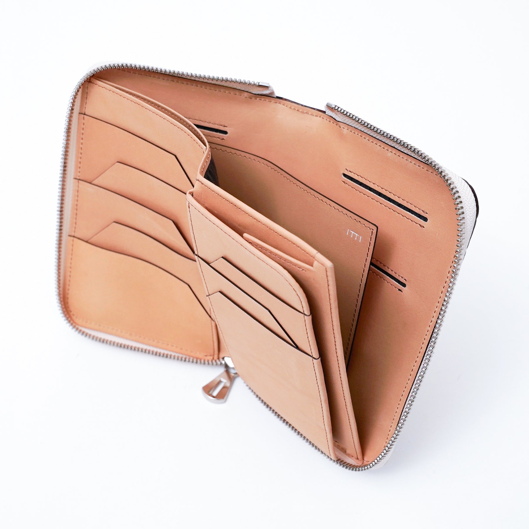 CRISTY STUFFING MID WLT.5｜HCP社ヌメクロコ使用｜自然な経年変化を