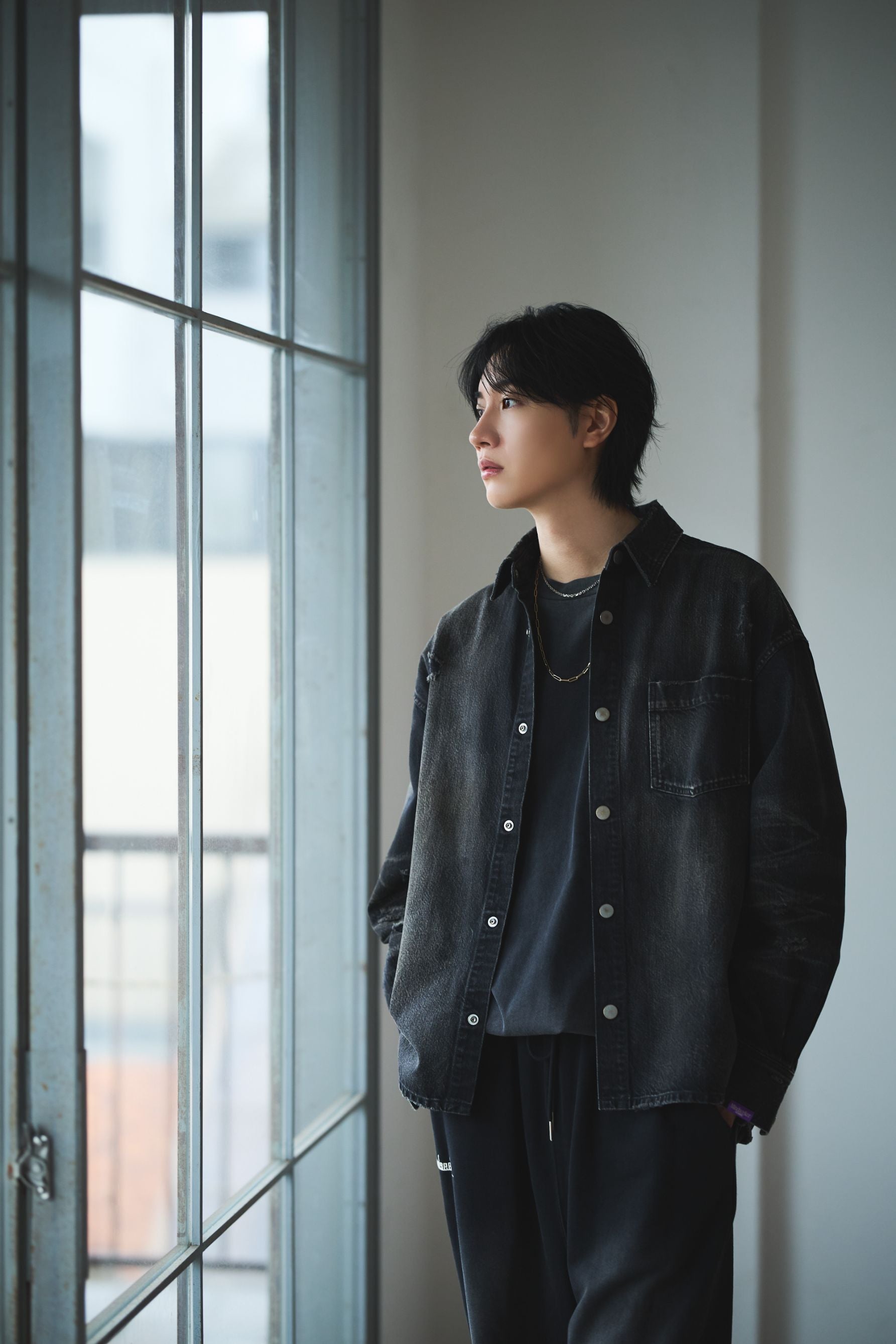 桜田通のカーライフを深堀り。免許取得から次に乗りたいクルマなどを