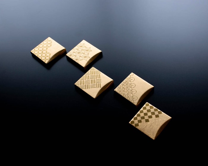 金箔のおしゃれな箸置き【箔一】福招き箸置き
