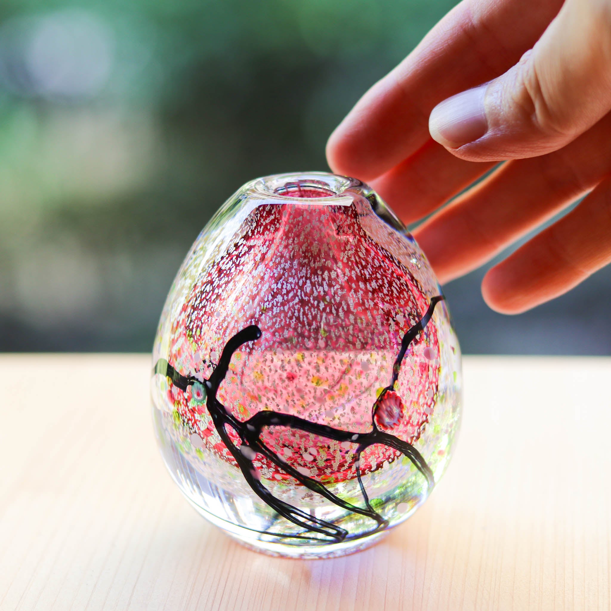 綾ガラス 一輪挿し | 光琳 爽 | 金赤 | グラスアート黒木