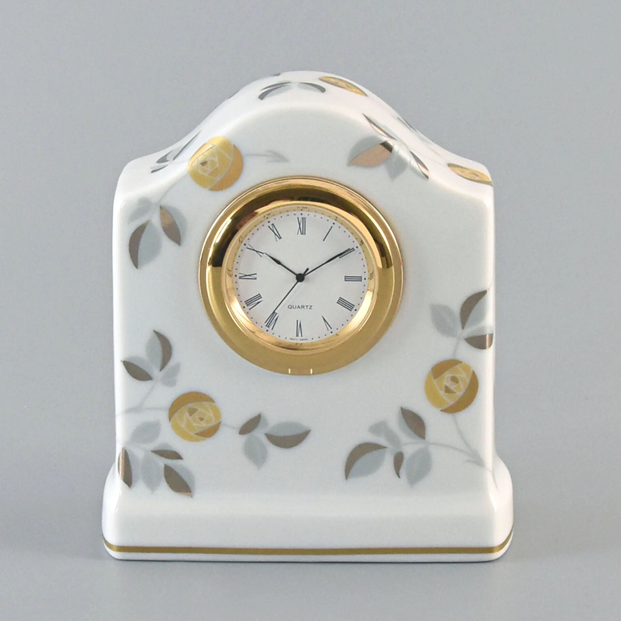 AY-KR-18_1.jpg?crop=center&