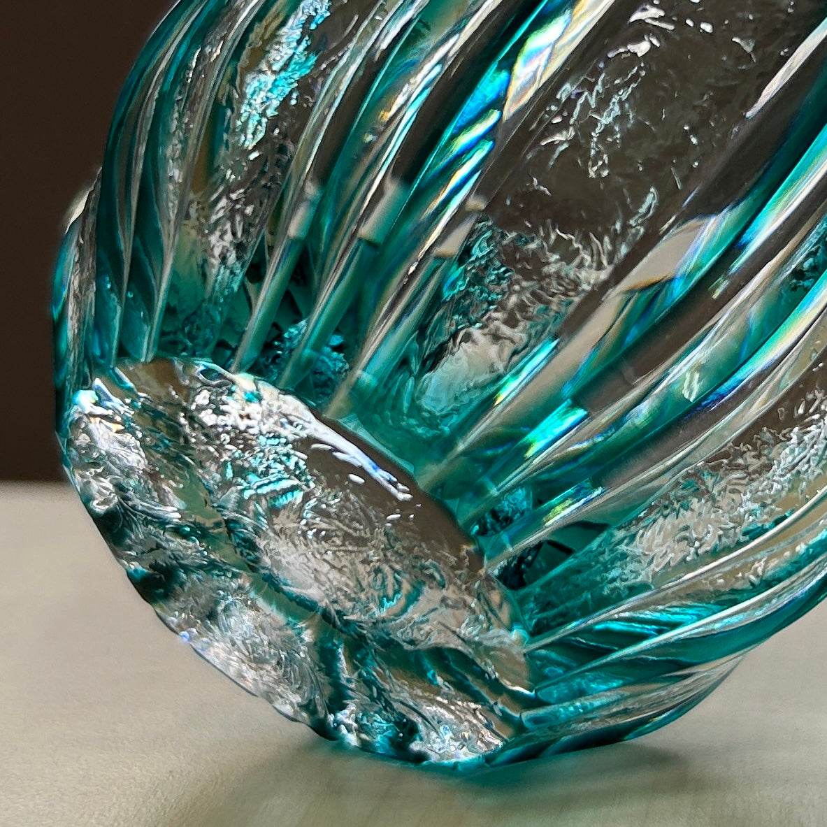 薩摩切子 にかわ猪口 | 緑 | 薩摩びーどろ工芸