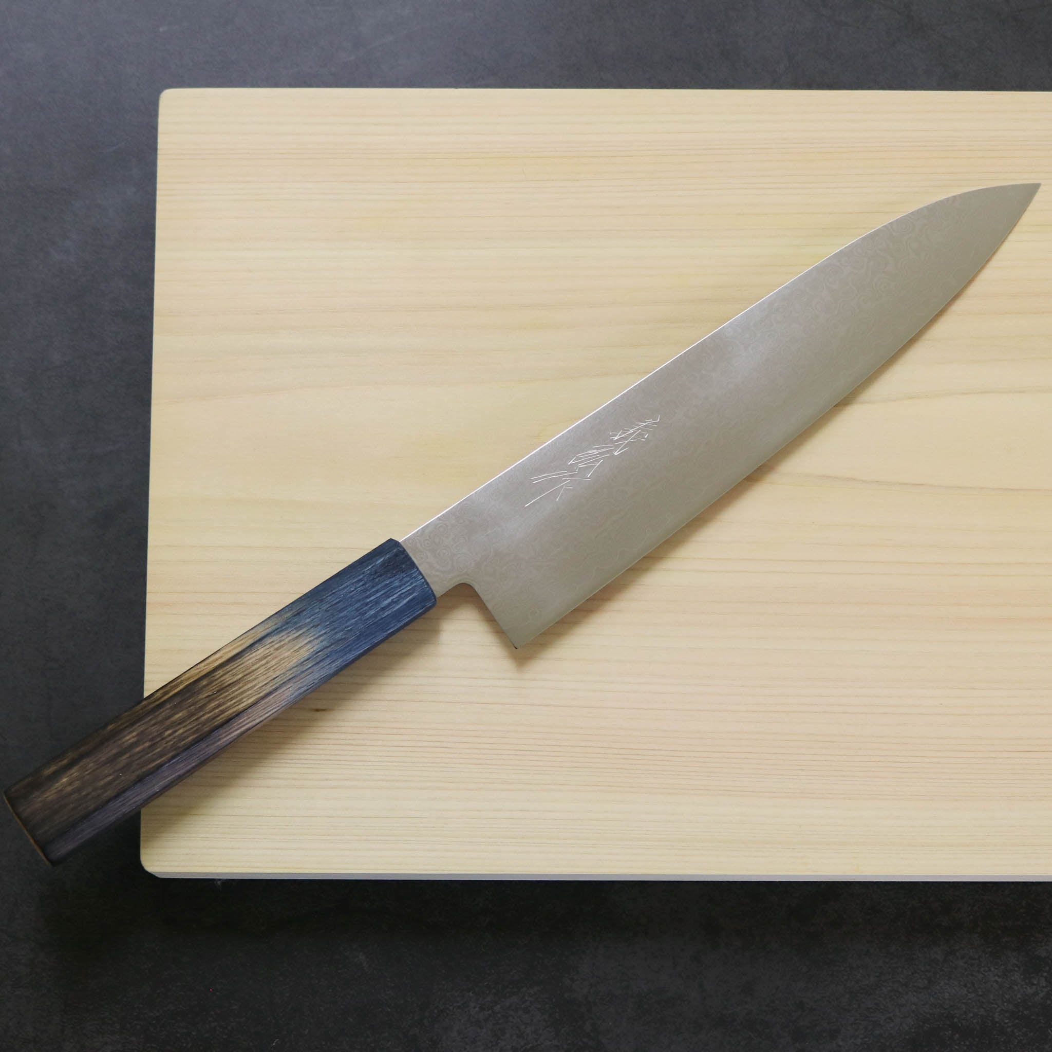 堺打刃物 包丁 | ダマスカス67層 牛刀 21cm 両刃 | 暁ハンドル 桐箱入り