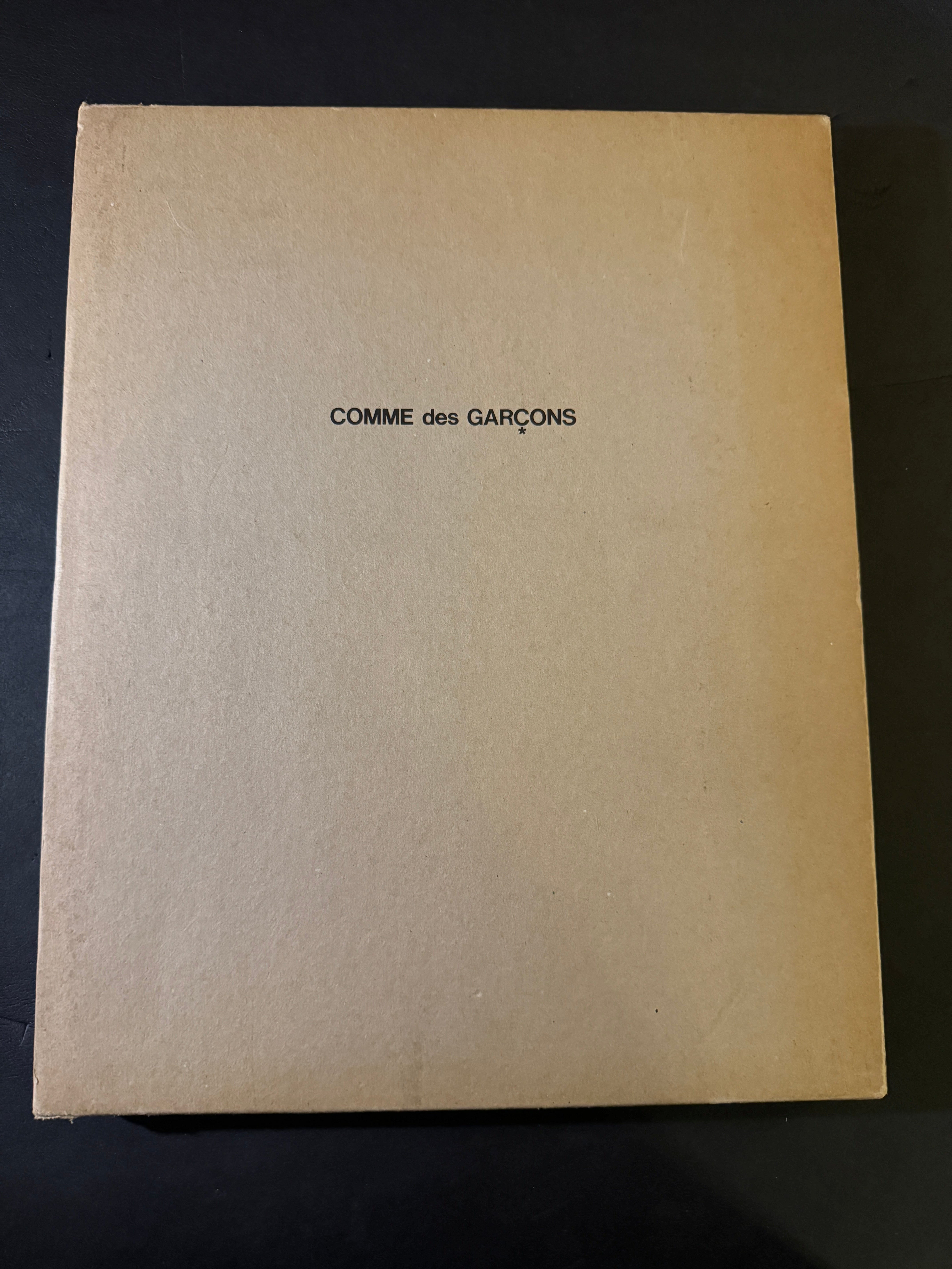 COMME des GARCONS 1981-1986 – JAPANESE AVANT-GARDE BOOKS