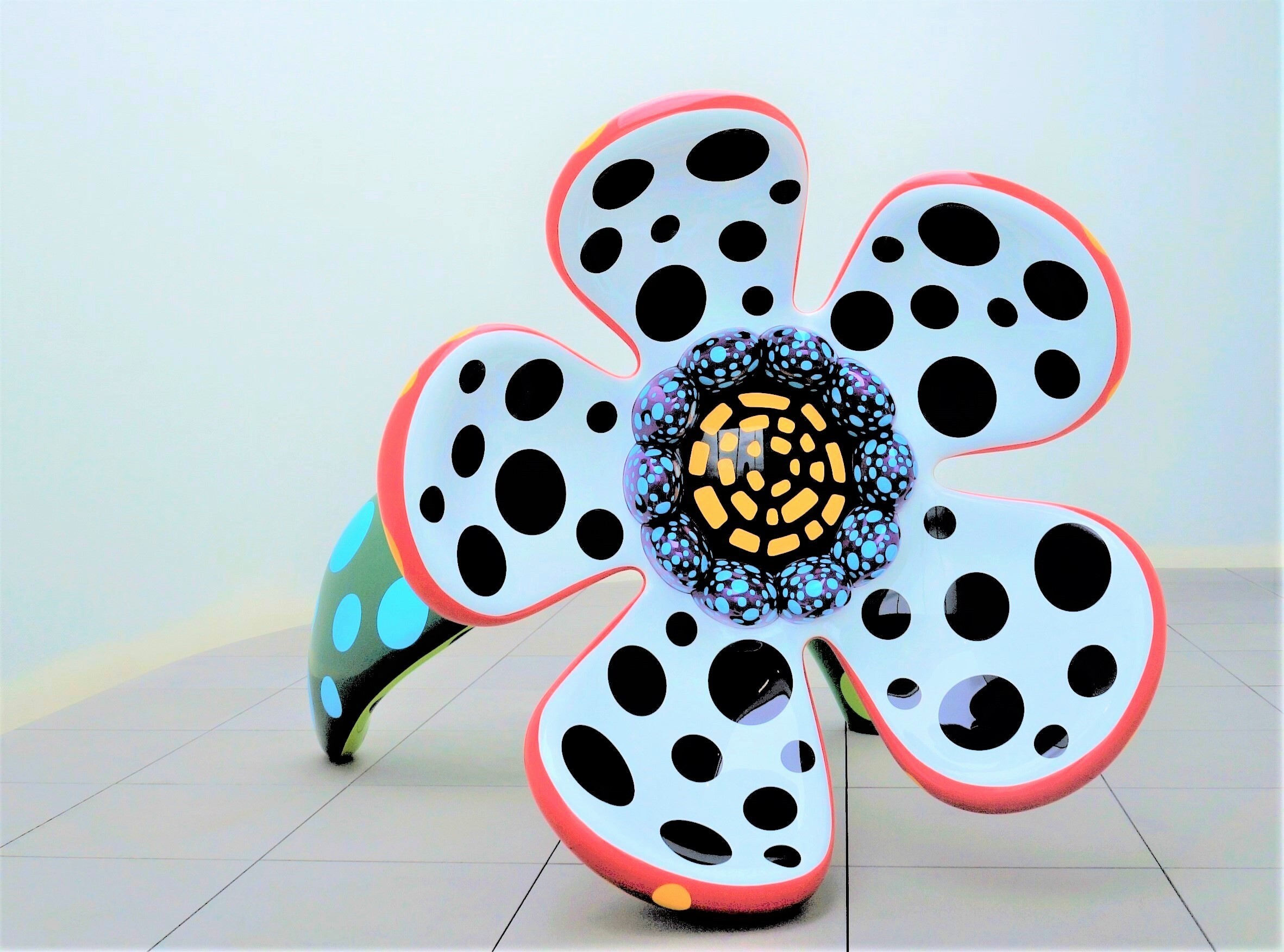 水玉ワールドへようこそ、草間彌生美術館～アート作品からミュージアム