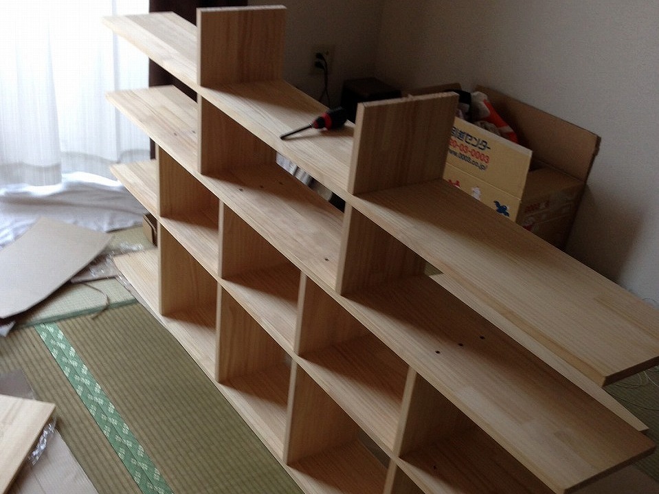 大きさは自由です】自分好みの本棚を自作してみた | なるべく自分で