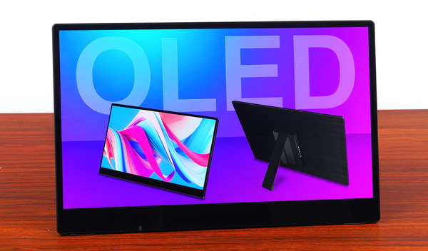 有機ELモバイルモニタ「Eleduino PI-X1」をレビュー。ケーブル1本で