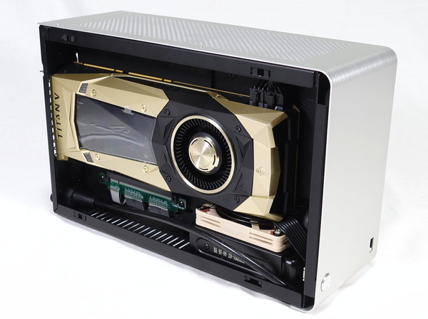 DAN Cases A4-SFX v2」をレビュー。Core i9 7980XEとNVIDIA TITAN Vを