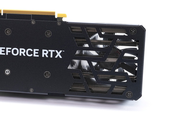 Palit GeForce RTX 4060 Ti JetStream 16GB」をレビュー。6万円台でSD