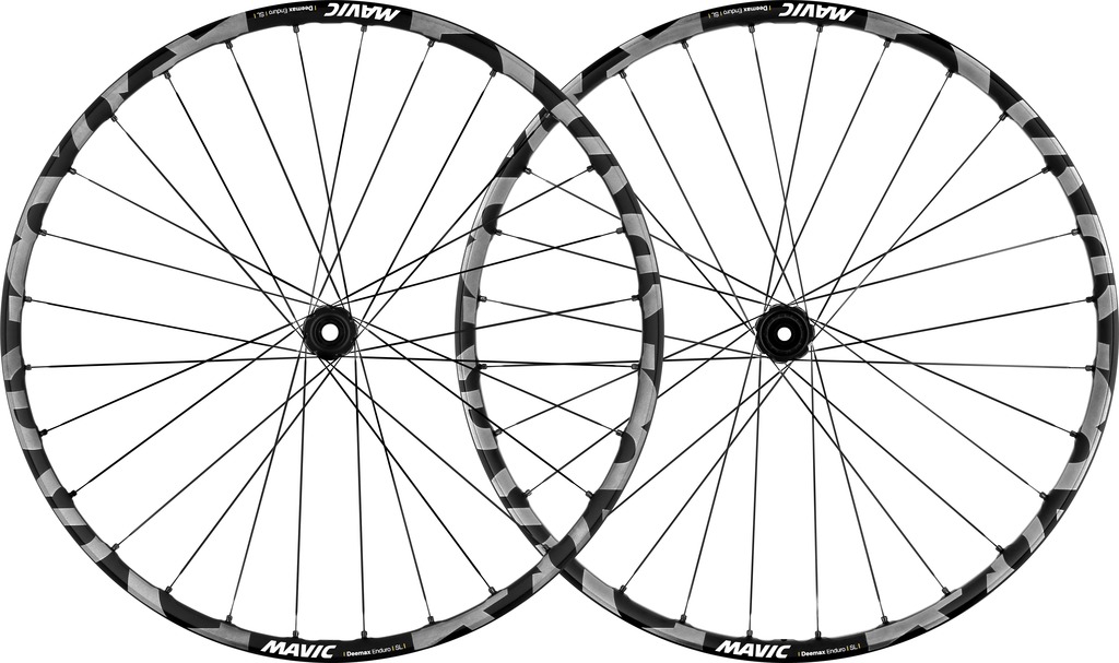MAVICのダウンヒルホイール『DEE MAX』が進化を遂げ、充実したライン