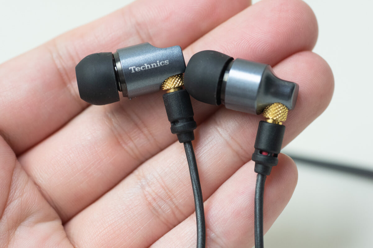 まるでスピーカーのような低音! 一聴して惚れ込んだ、Technics「EAH