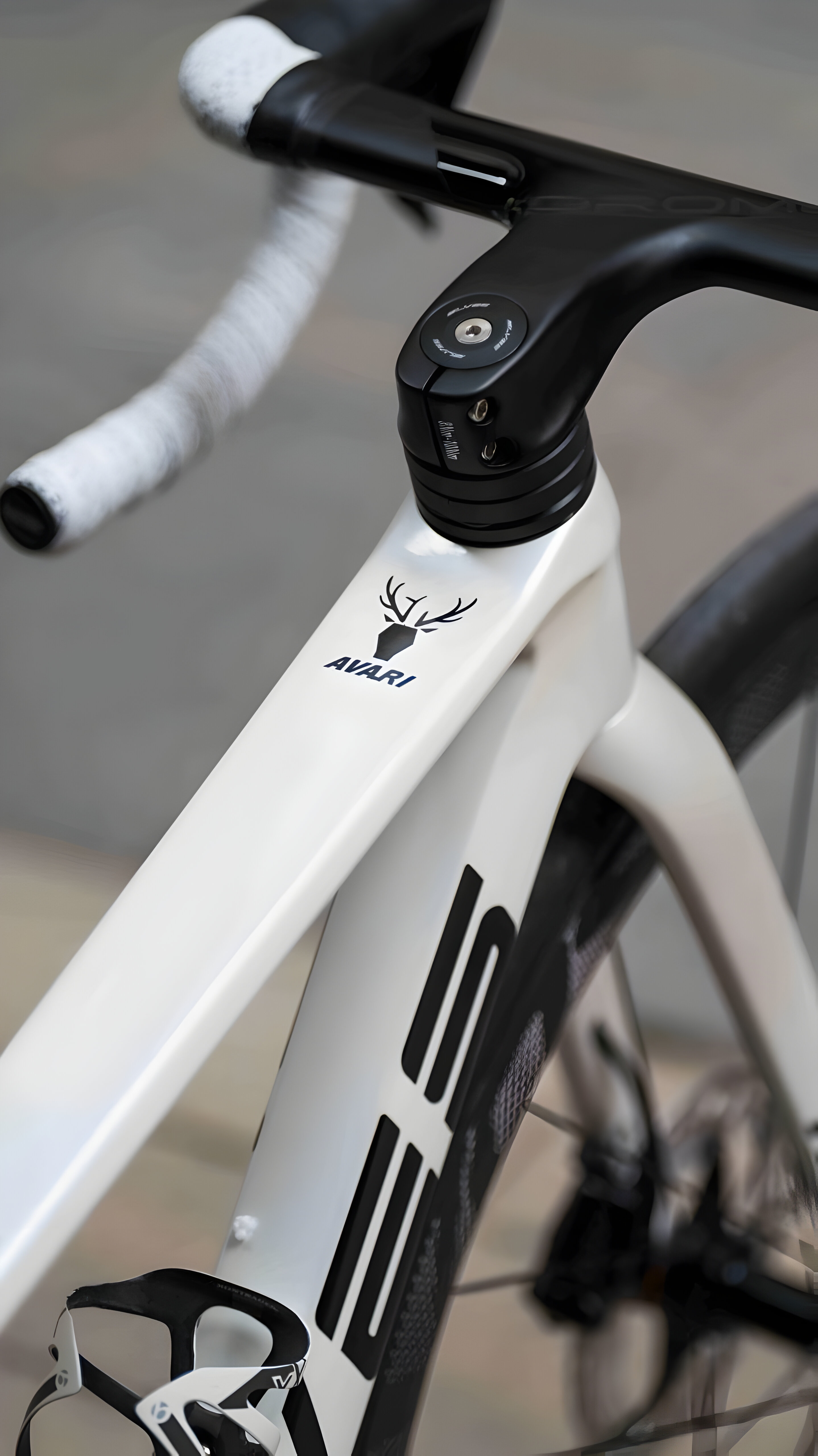 オロメ エアロエヴォ ワンピースコンパクトカーボンハンドル ELVES