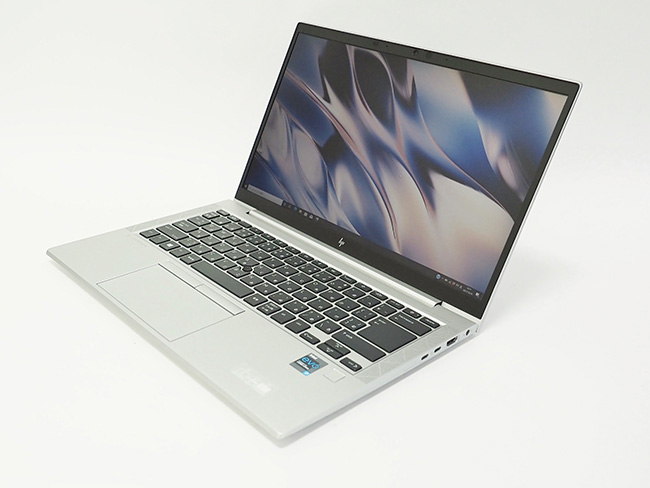 最新の11世代インテル® プロセッサーを採用し、大きくアップデートした