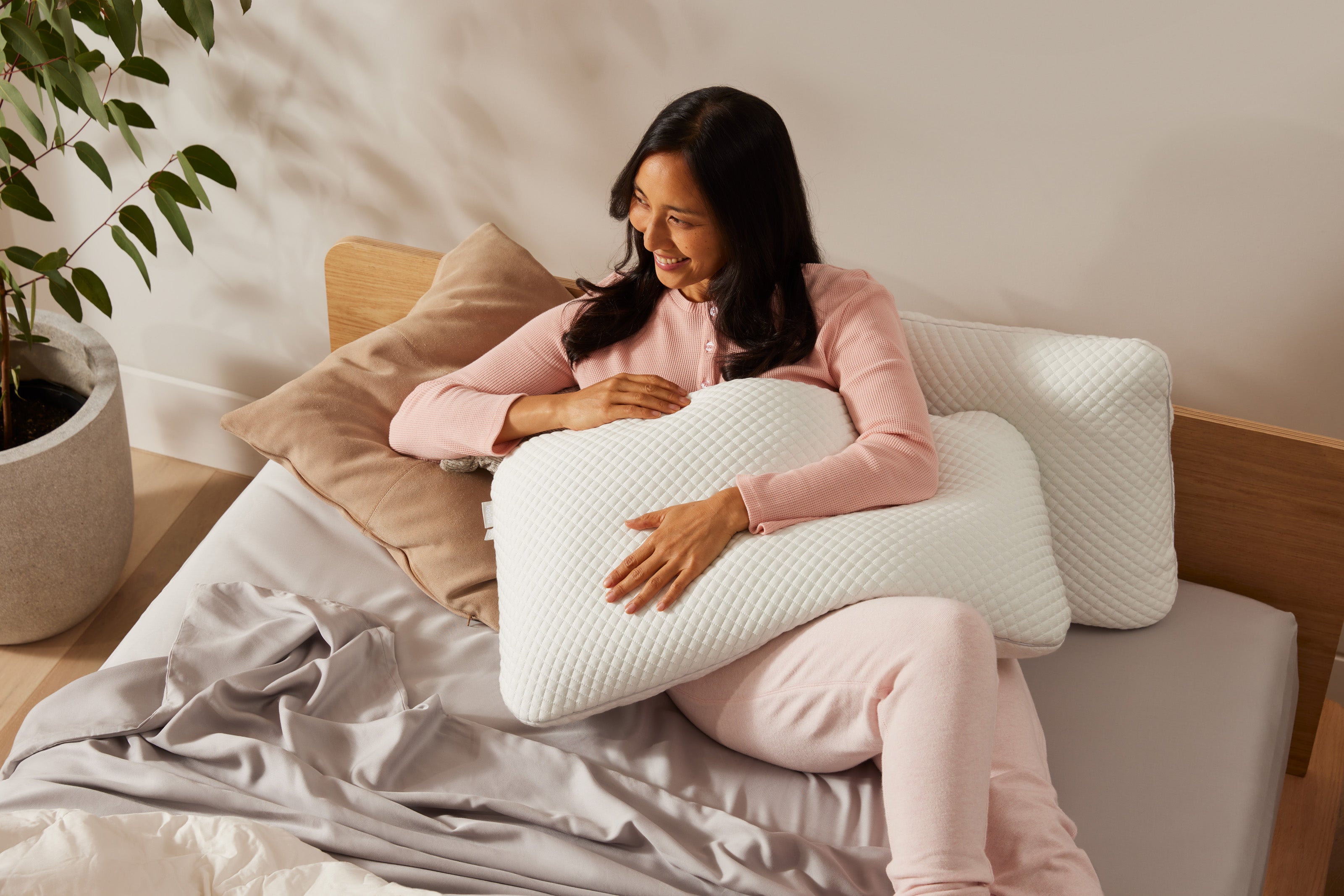 コアラふんわりピロー｜柔らかい低反発枕で、寝返りもスムーズ