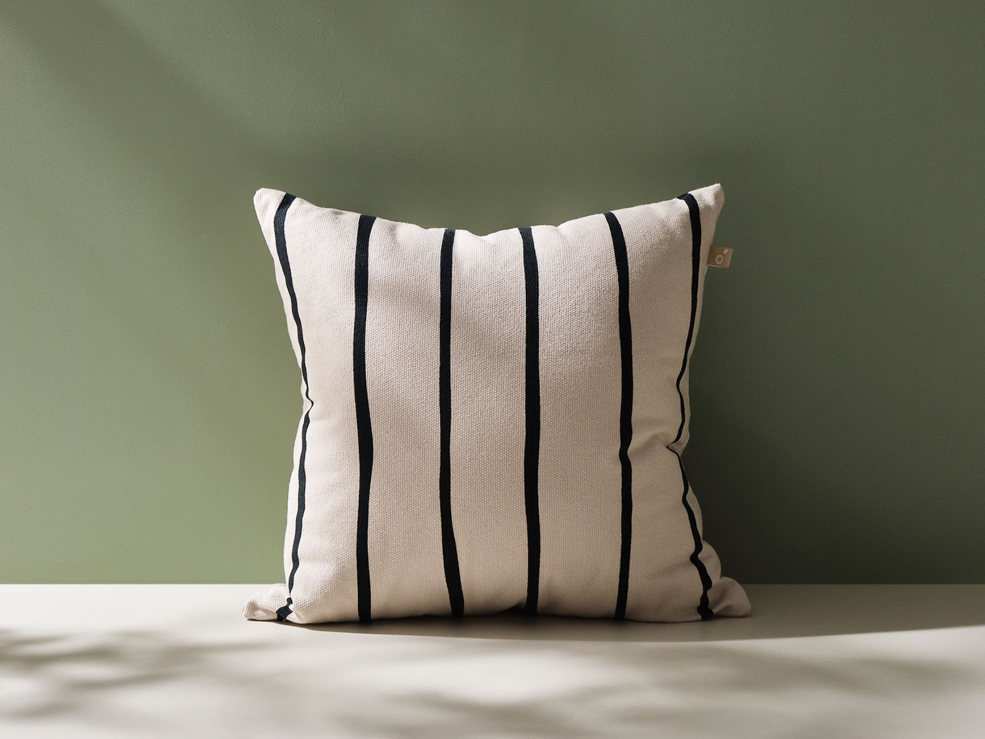 ウッドランドクッションカバー | オーガニック綿の質感と定番