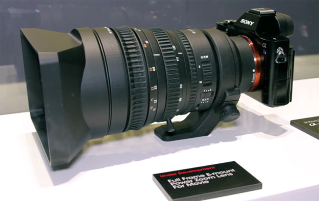 ソニーから世界初・35mmフルサイズEマウントズームレンズが12月に発売