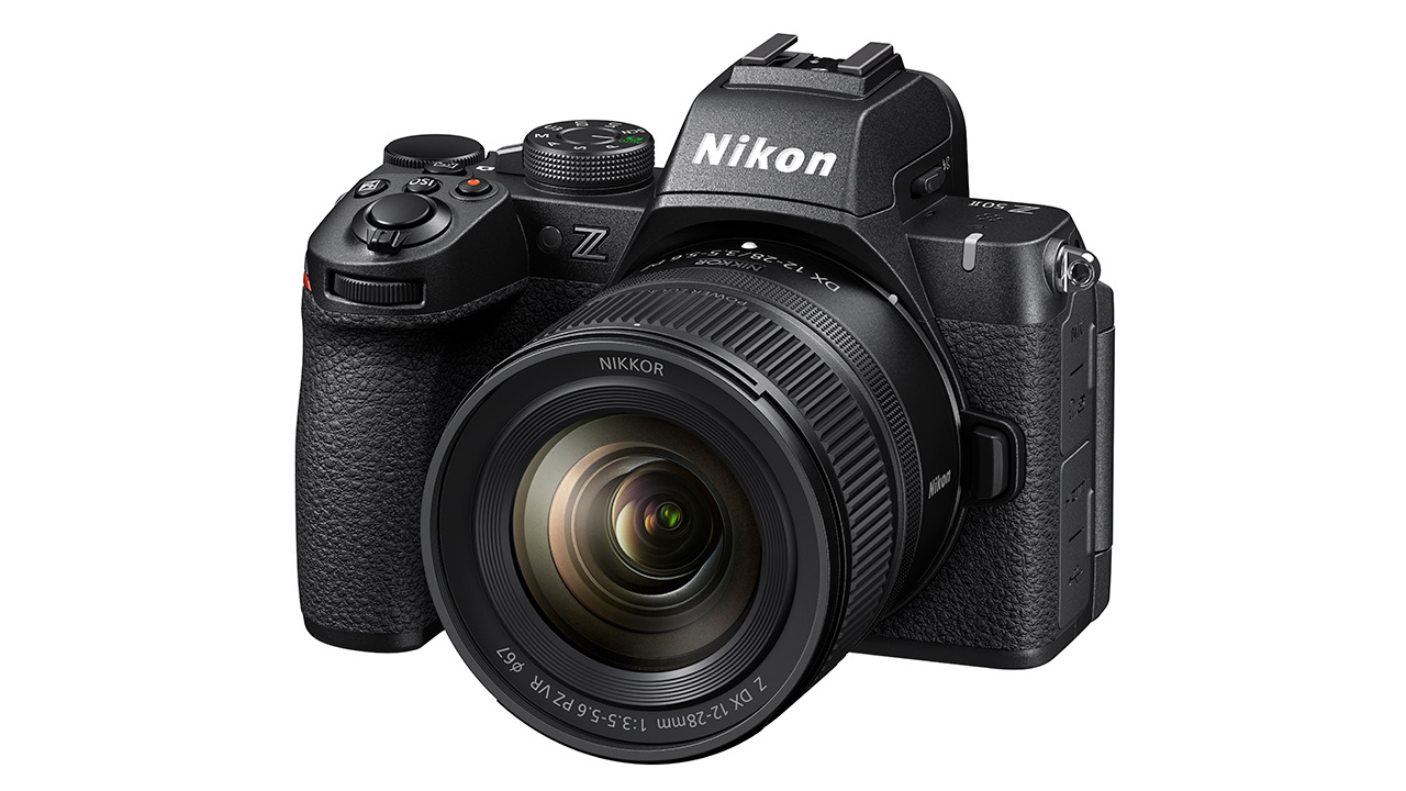 ニコン、APS-Cサイズミラーレスカメラ「ニコン Z50II」を発売。憧れの
