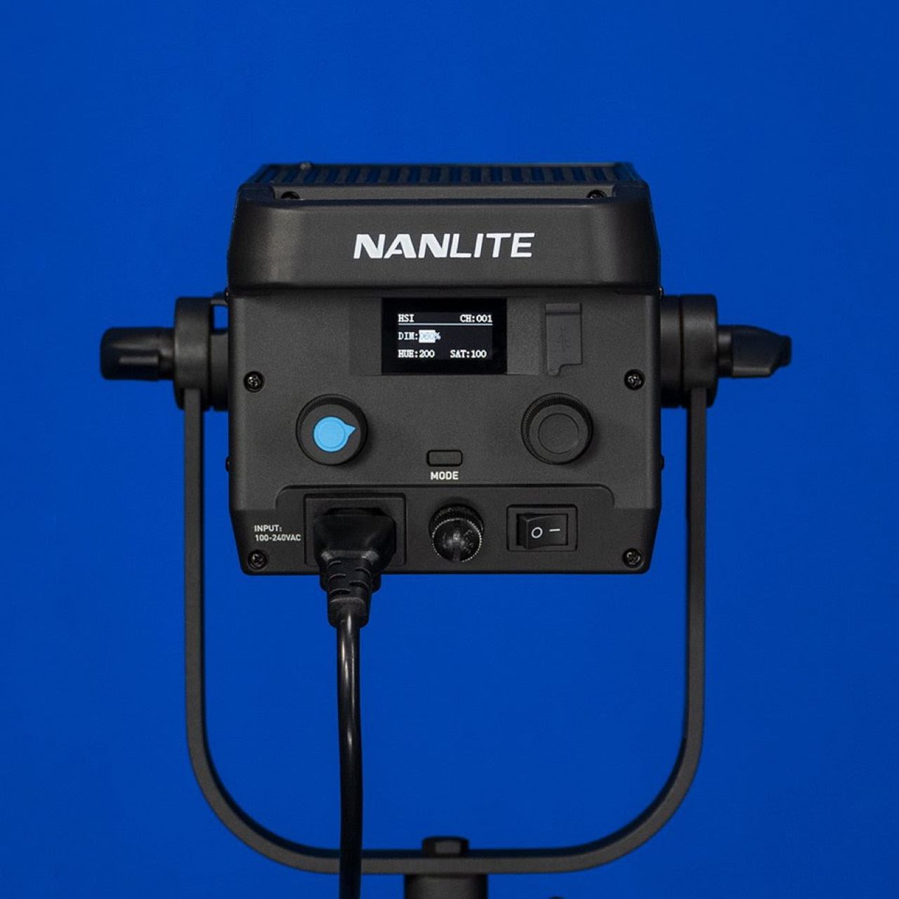 NANLITE、300W RGBW LEDスポットライト「FS-300C」発表 - PRONEWS