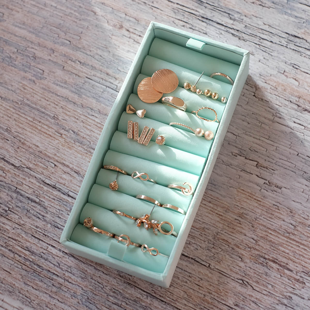 Mint Ring Roll – STACKERS LONDON