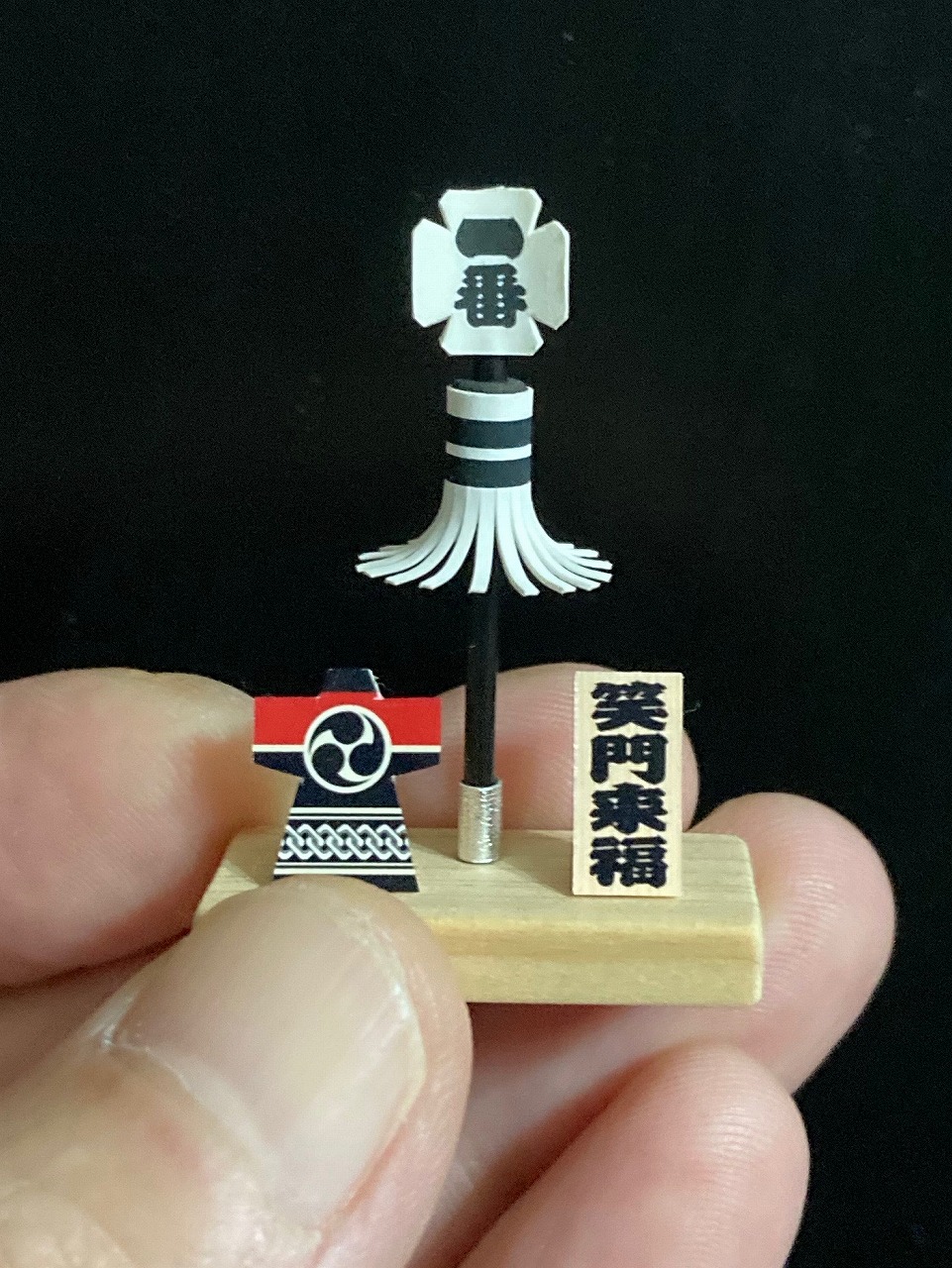 コラム】元消防士による「ミニチュアまとい工芸展」開催 | 消防