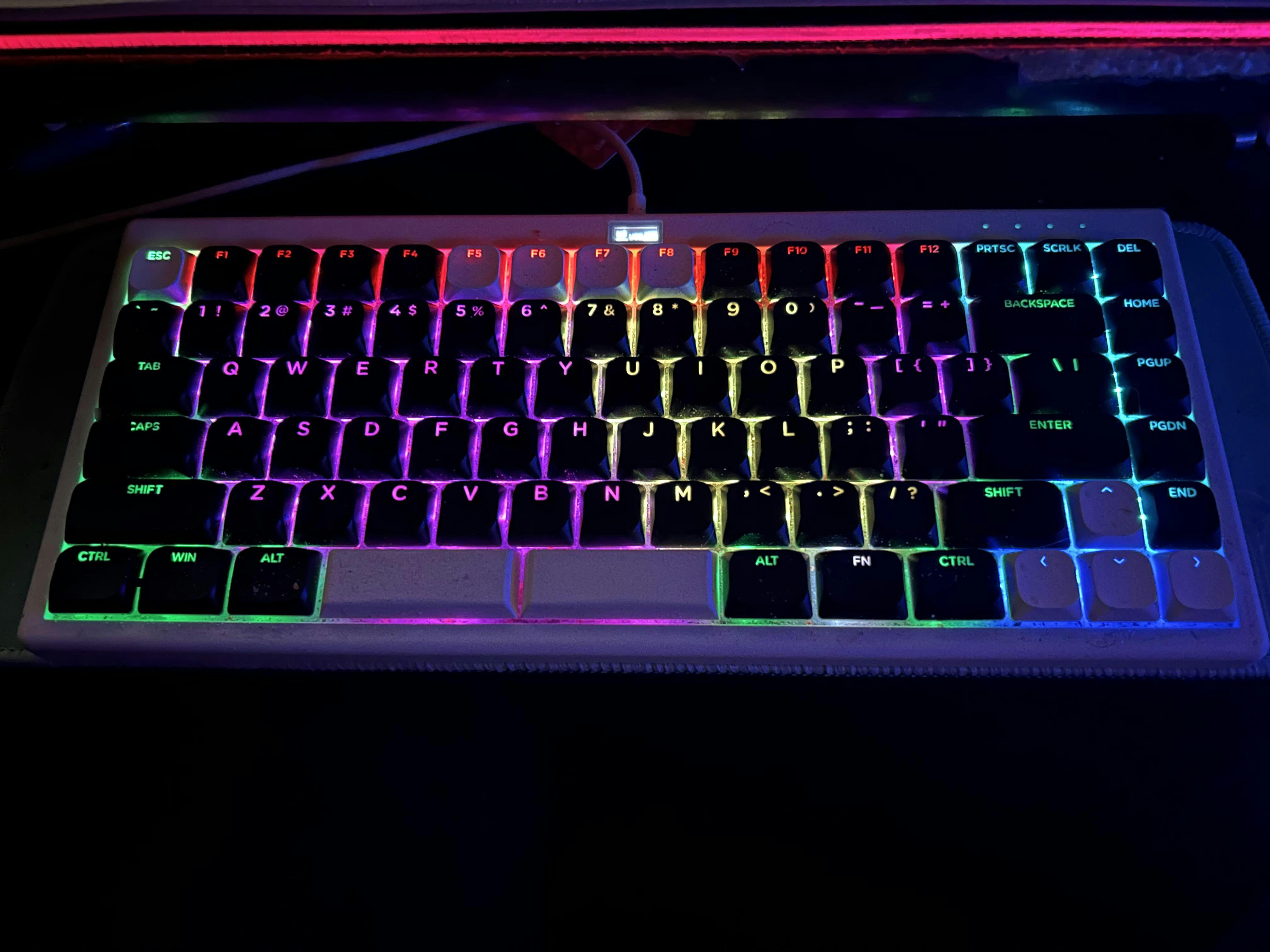 Atom68 Cloud White RGB | NiZ静電容量無接点方式キーボード | 最新版
