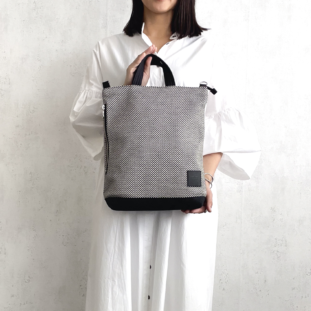 sasicco ポートサイド3WAYバッグ 白と黒の市松 | 三河木綿 刺子織