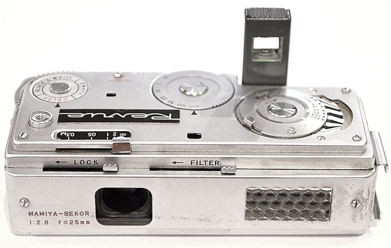 Mamiya 16 Automatic (Revue) - Julian Tanase